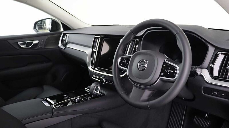 Volvo V60 T8 AWD PHEV Ultra Dark (Sunroof, Upgraded Alloys, Pilot Assist)