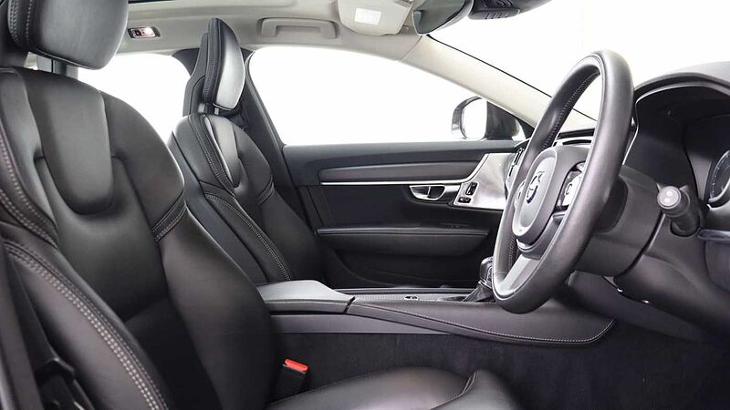 Volvo V90 Cross Country D5 AWD (Xenium Pack, Sunroof, 360 Camera, Park Assist Pilot)