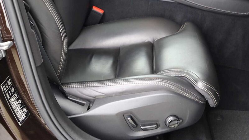 Volvo V90 Cross Country D5 AWD (Xenium Pack, Sunroof, 360 Camera, Park Assist Pilot)