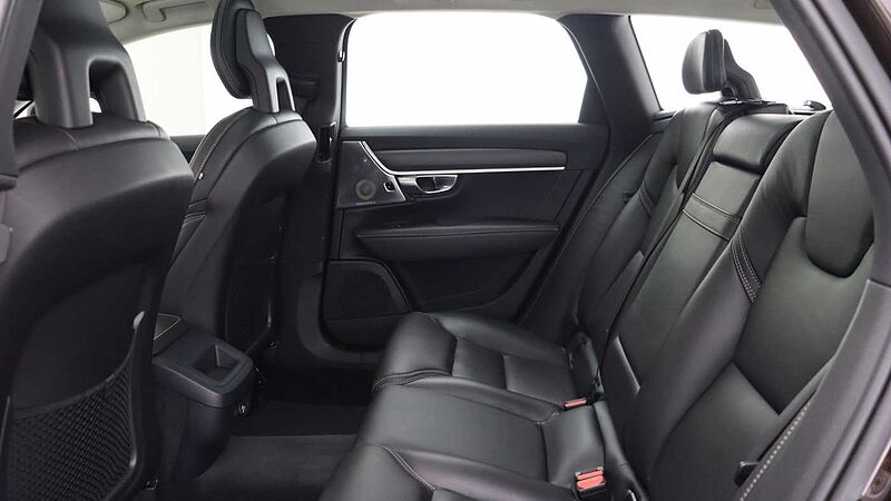 Volvo V90 Cross Country D5 AWD (Xenium Pack, Sunroof, 360 Camera, Park Assist Pilot)