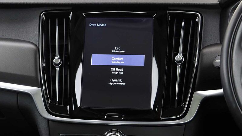 Volvo V90 Cross Country D5 AWD (Xenium Pack, Sunroof, 360 Camera, Park Assist Pilot)