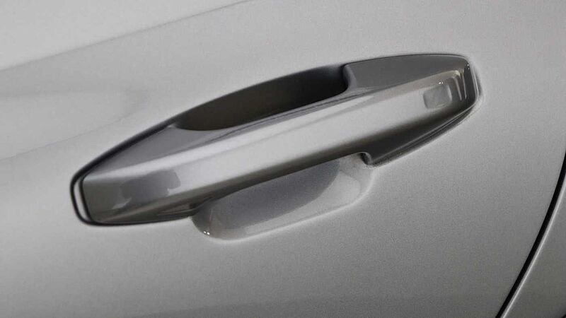 Volvo V60 B5 (P) AWD Pro (Driver Assist pack, Climate Pack, Tinted Windows)