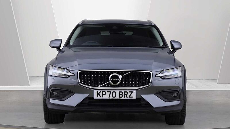 Volvo V60 B5 (P) AWD Pro (Driver Assist pack, Climate Pack, Tinted Windows)