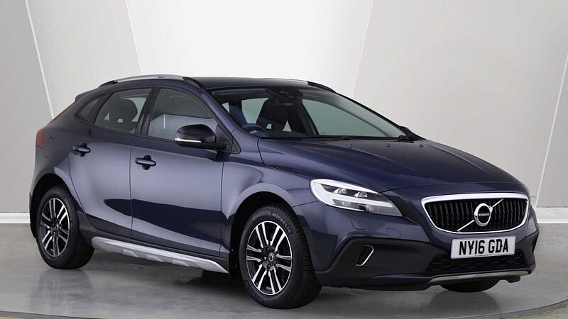 Volvo V40 Cross Country D2 Manual (Winter Pack, Heated Seats, City Safety, Bluetooth, )