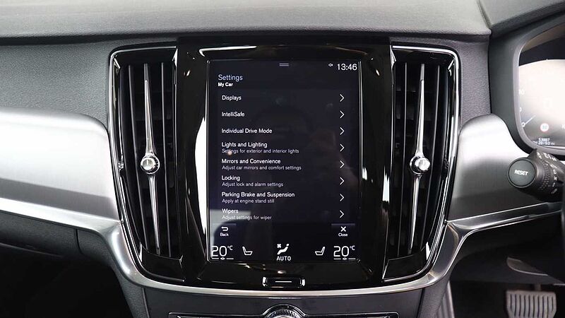 Volvo S90 D4 Momentum Auto (Pilot Assist, Winter Pack, Bluetooth)