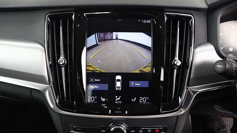Volvo S90 D4 Momentum Auto (Pilot Assist, Winter Pack, Bluetooth)
