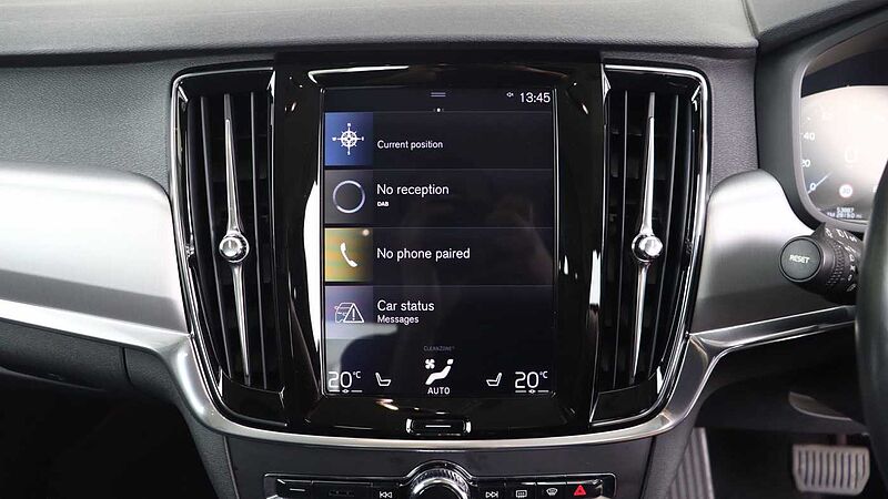 Volvo S90 D4 Momentum Auto (Pilot Assist, Winter Pack, Bluetooth)
