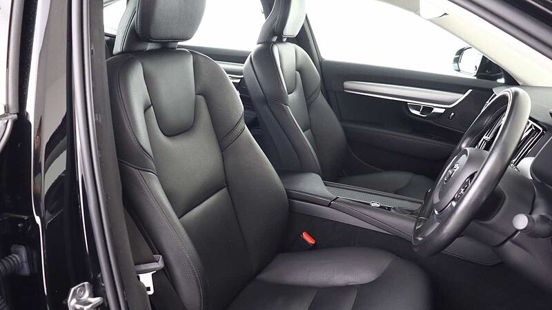 Volvo S90 D4 Momentum Auto (Pilot Assist, Winter Pack, Bluetooth)