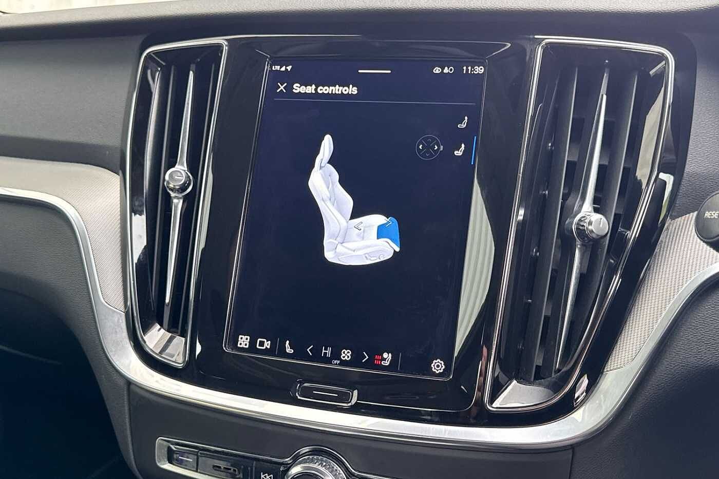 Volvo S60 Plus, B5 mild hybrid, Petrol, Dark