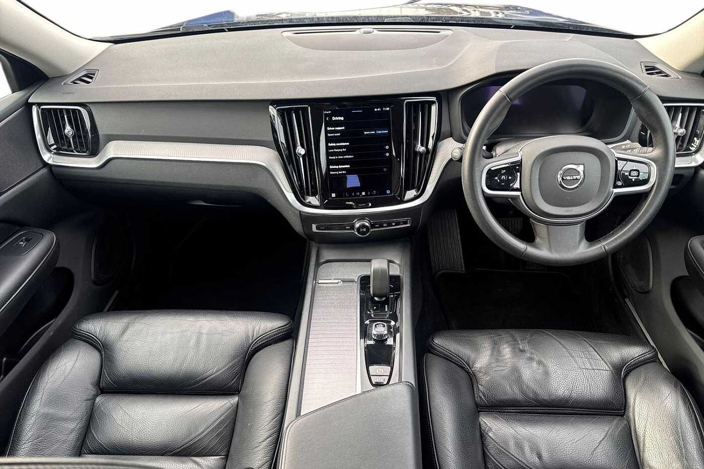 Volvo S60 Plus, B5 mild hybrid, Petrol, Dark