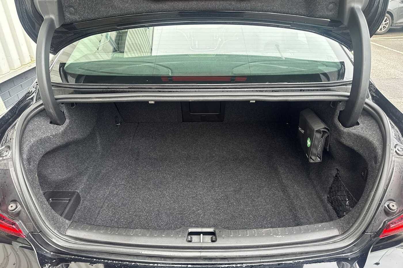 Volvo S60 Plus, B5 mild hybrid, Petrol, Dark