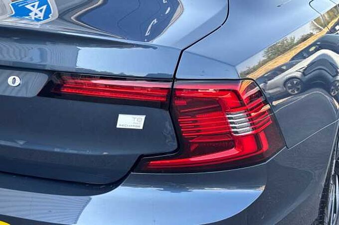 Volvo S90 Recharge Ultimate, T8 AWD Plug-in hybrid, Electric/Petrol, Dark