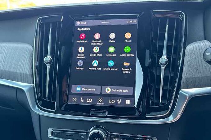 Volvo S90 Recharge Ultimate, T8 AWD Plug-in hybrid, Electric/Petrol, Dark