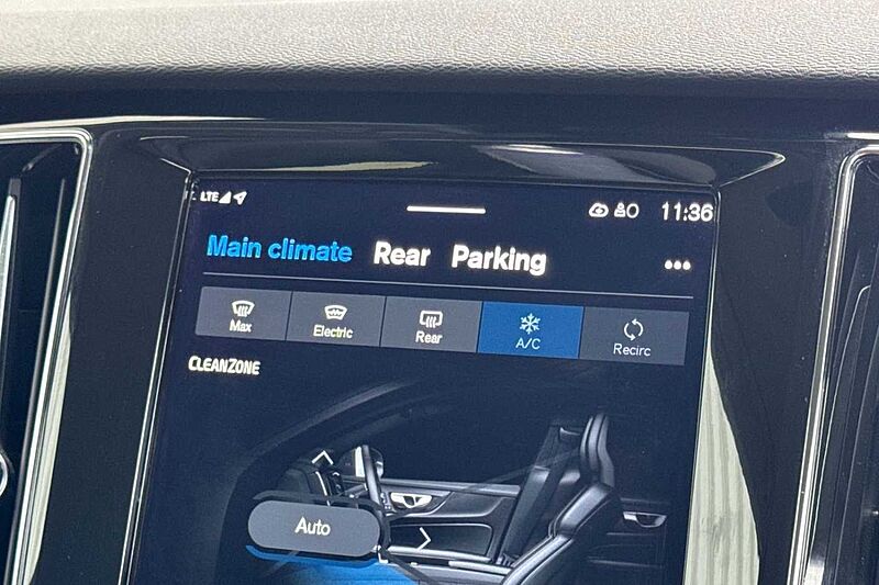 Volvo S60 Plus, B5 mild hybrid, Petrol, Dark