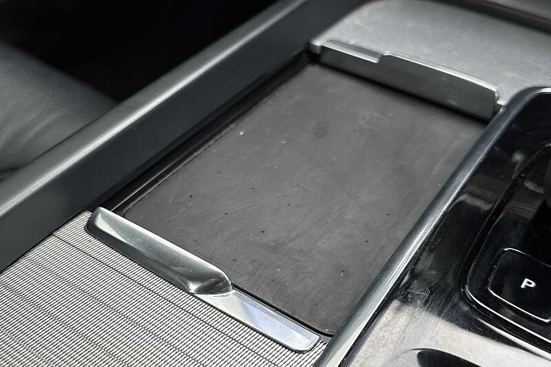 Volvo S60 Plus, B5 mild hybrid, Petrol, Dark