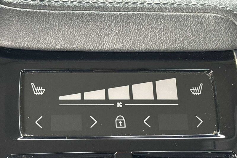 Volvo S60 Plus, B5 mild hybrid, Petrol, Dark