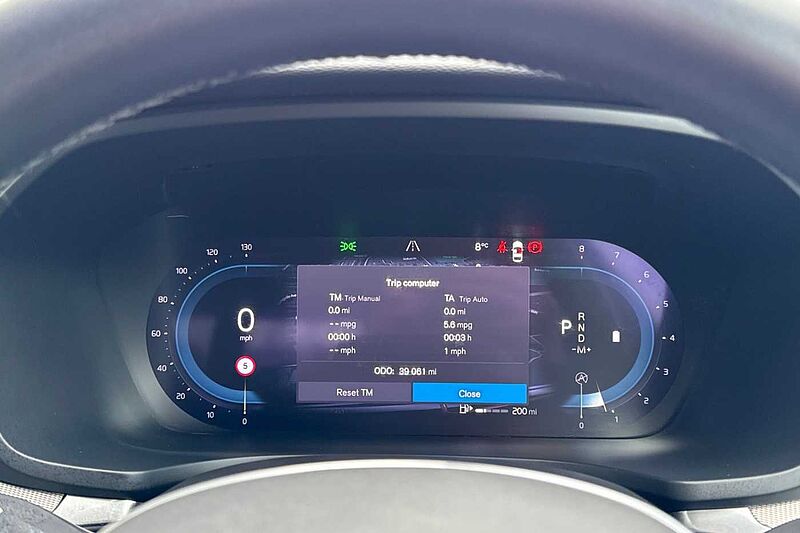 Volvo S60 Plus, B5 mild hybrid, Petrol, Dark