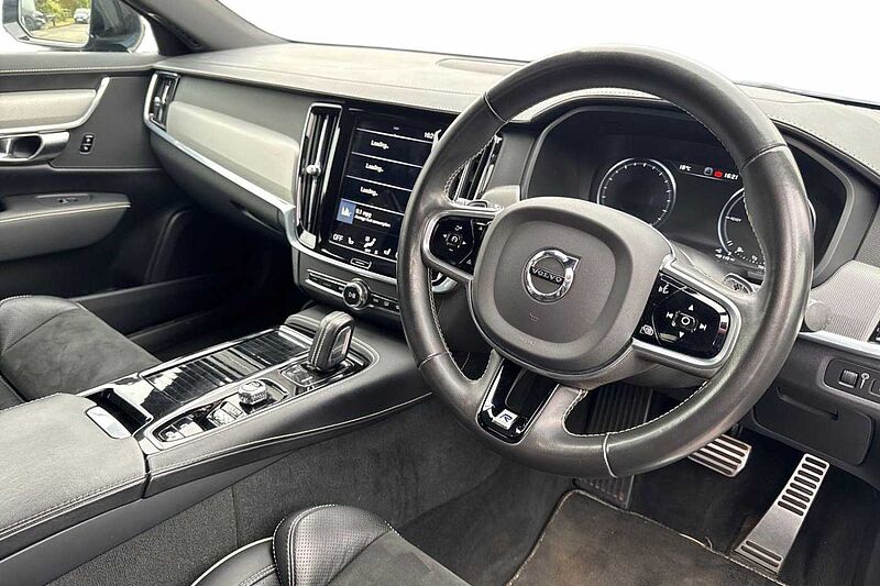 Volvo S90 T8 AWD Twin Engine R-Design Plus Automatic