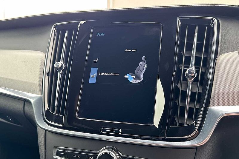 Volvo S90 T8 AWD Twin Engine R-Design Plus Automatic