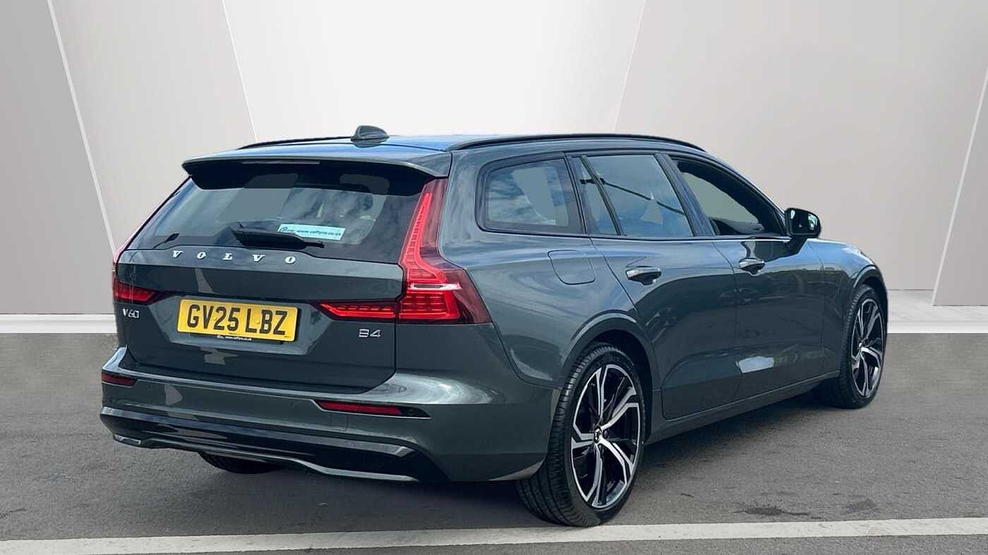 Volvo V60 Plus, B4 Mild hybrid, Petrol, Dark (Stunning 2026 Colour, Low Mileage! )