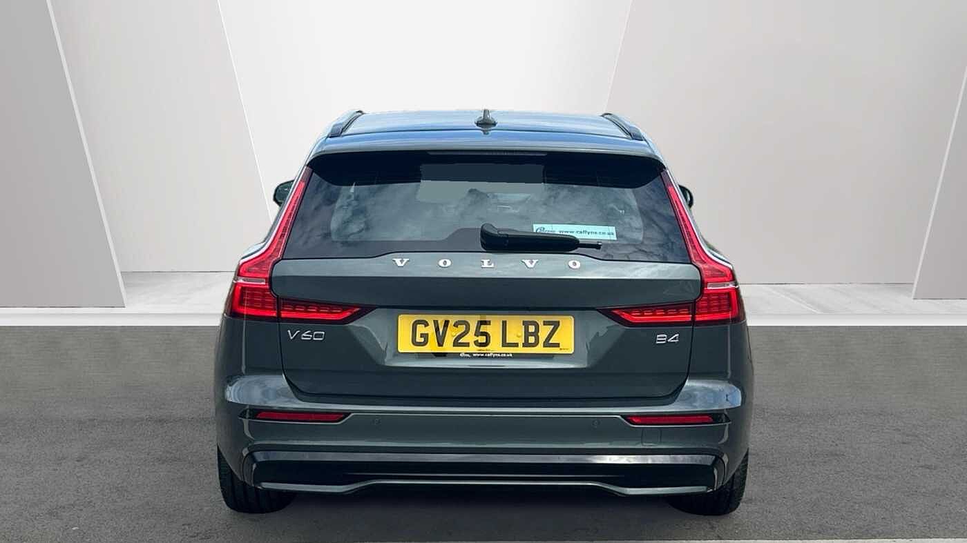 Volvo V60 Plus, B4 Mild hybrid, Petrol, Dark (Stunning 2026 Colour, Low Mileage! )