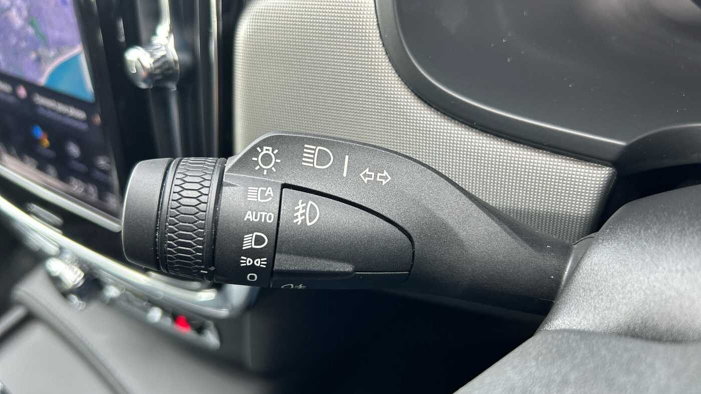 Volvo V90 Cross Country Plus, B5 AWD mild hybrid, Petrol (Very Rare Car, Fantastic Condition)