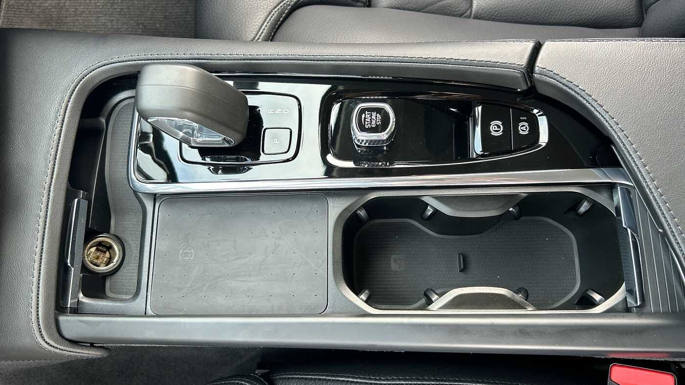 Volvo V90 Cross Country Plus, B5 AWD mild hybrid, Petrol (Very Rare Car, Fantastic Condition)