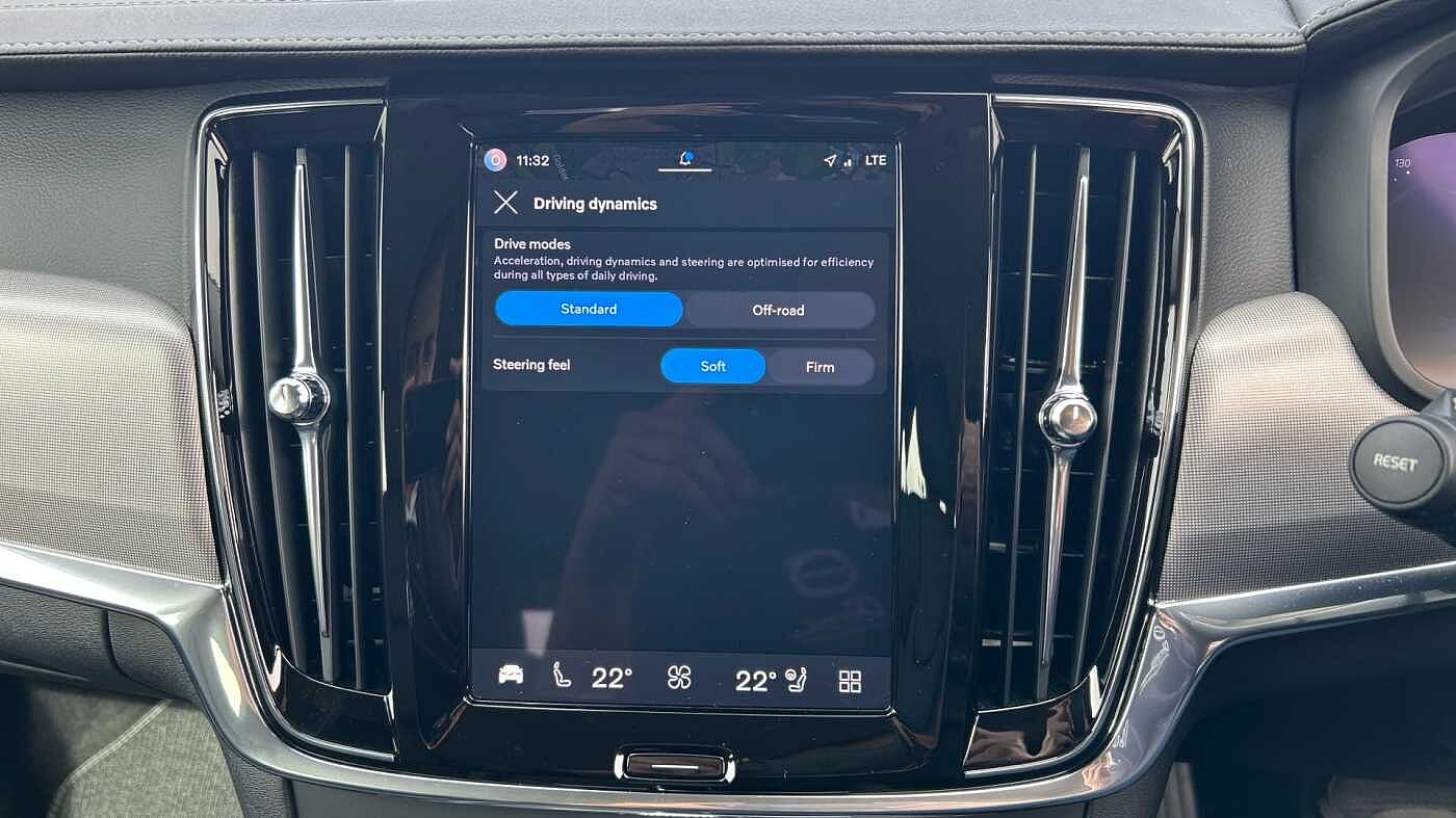 Volvo V90 Cross Country Plus, B5 AWD mild hybrid, Petrol (Very Rare Car, Fantastic Condition)