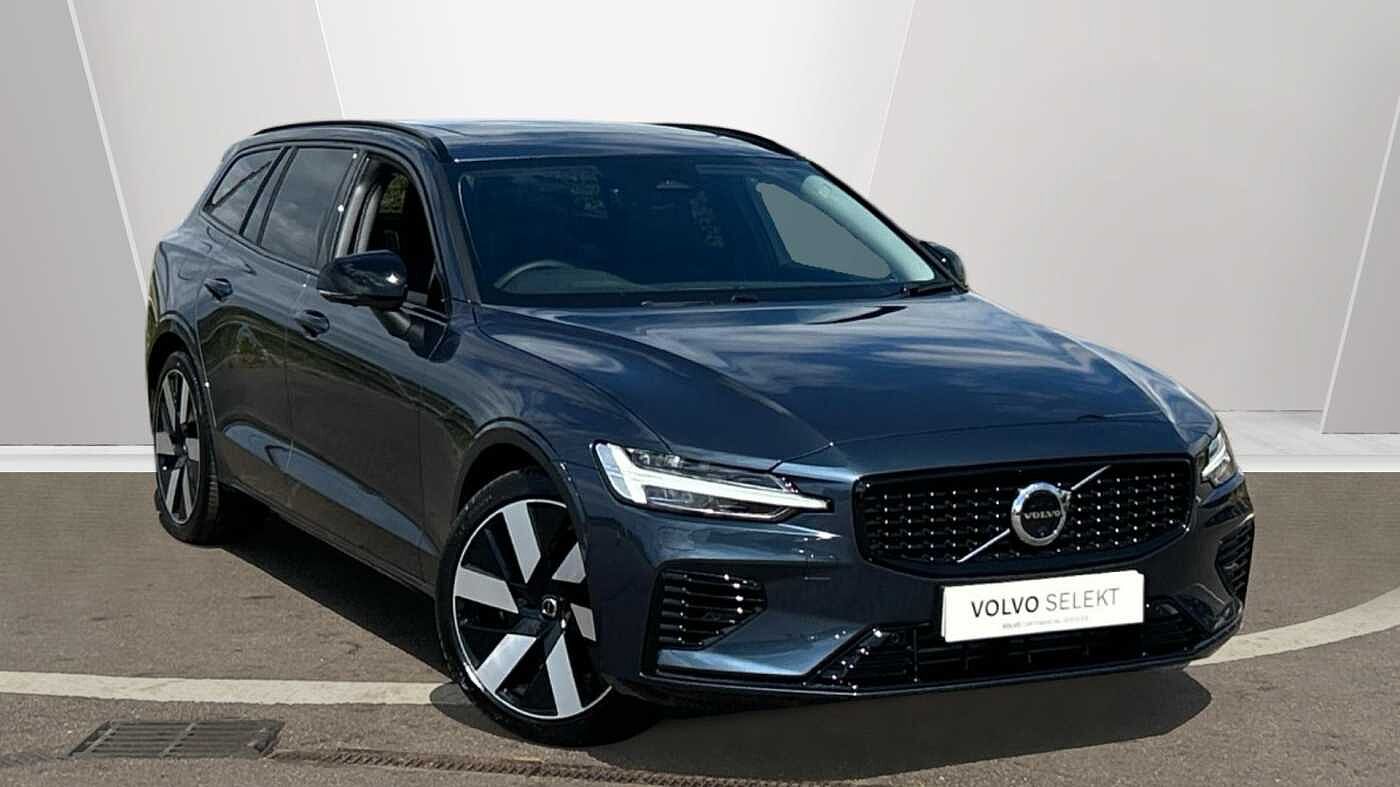 Volvo V60 Ultra, T8 AWD Plug-in hybrid, Electric/Petrol, Dark (Ex Demo, Under 200 Miles)