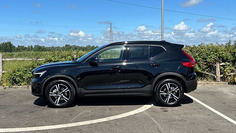Volvo XC40 Plus, B3 Mild hybrid, Petrol, Dark (360 Camera, Tempa Spare, Dark Tints)