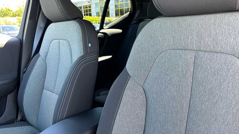 Volvo XC40 Plus, B3 Mild hybrid, Petrol, Dark (360 Camera, Tempa Spare, Dark Tints)