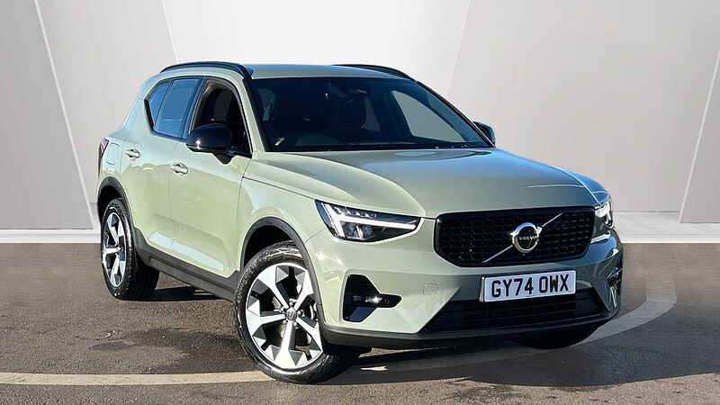 Volvo XC40 Plus, B3 Mild hybrid, Petrol, Dark(Heated Seats, Camera, Google)