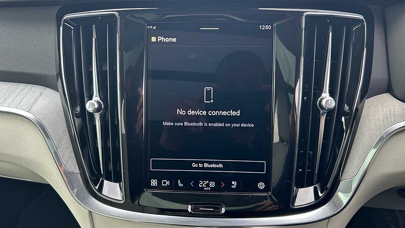 Volvo V60 Ultra, T8 AWD Plug-in hybrid, Electric/Petrol, Dark(DEMONSTRATOR - Sunroof)