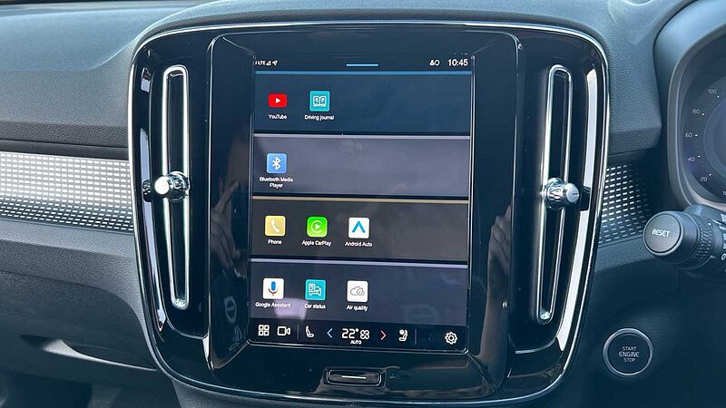 Volvo XC40 Black Edition Plus, B3 Mild hybrid, Petrol(DEMONSTRATOR, Camera, Google)