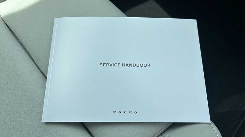 Volvo XC40 Ultra, B4 Mild hybrid, Petrol, Bright (Ex Demonstrator, Panroof, BLIS, 360)