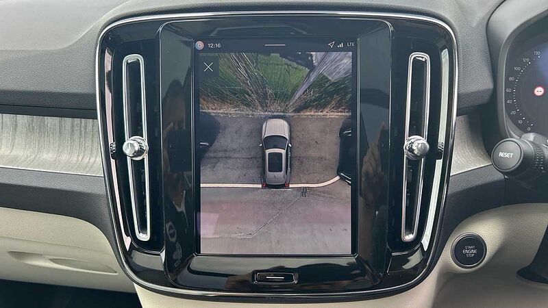 Volvo XC40 Ultra, B4 Mild hybrid, Petrol, Bright (Ex Demonstrator, Panroof, BLIS, 360)