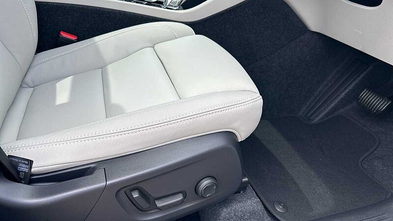 Volvo XC40 Ultra, B4 Mild hybrid, Petrol, Bright (Ex Demonstrator, Panroof, BLIS, 360)