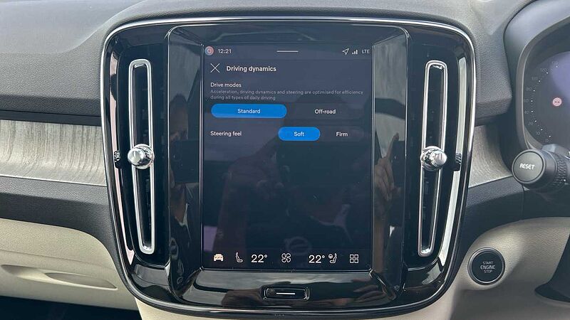 Volvo XC40 Ultra, B4 Mild hybrid, Petrol, Bright (Ex Demonstrator, Panroof, BLIS, 360)