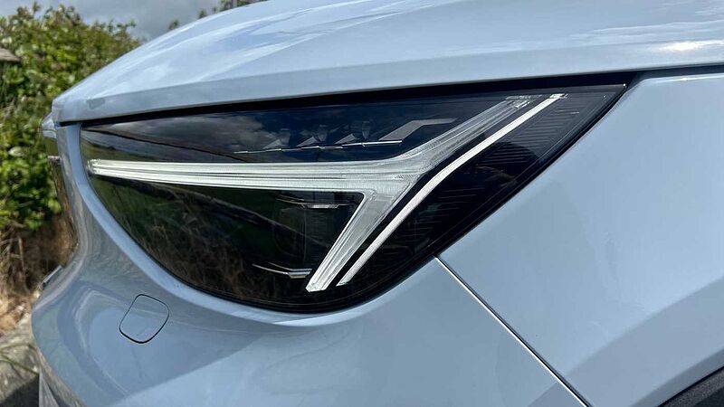 Volvo XC40 Ultra, B4 Mild hybrid, Petrol, Bright (Ex Demonstrator, Panroof, BLIS, 360)