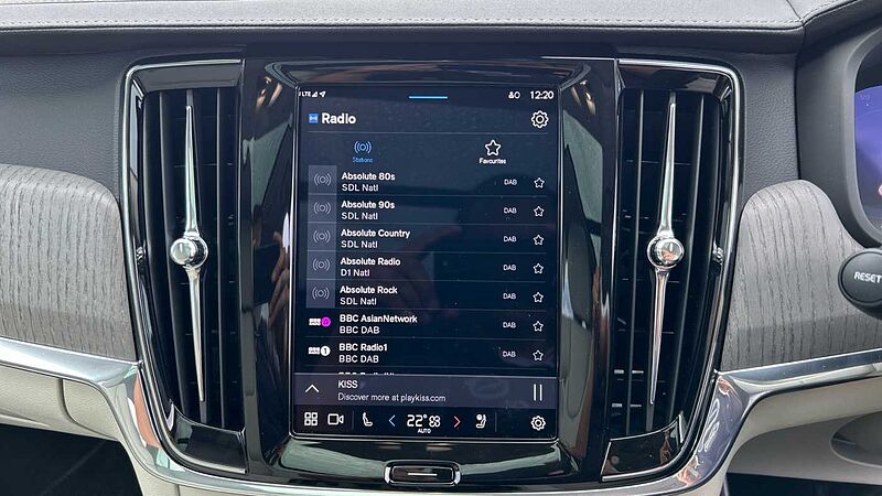 Volvo V90 Ultra, T8 AWD Plug-in hybrid, Electric/Petrol, (Dark Demonstrator, Sunroof)
