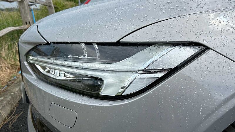 Volvo V90 Ultra, T8 AWD Plug-in hybrid, Electric/Petrol, (Dark Demonstrator, Sunroof)
