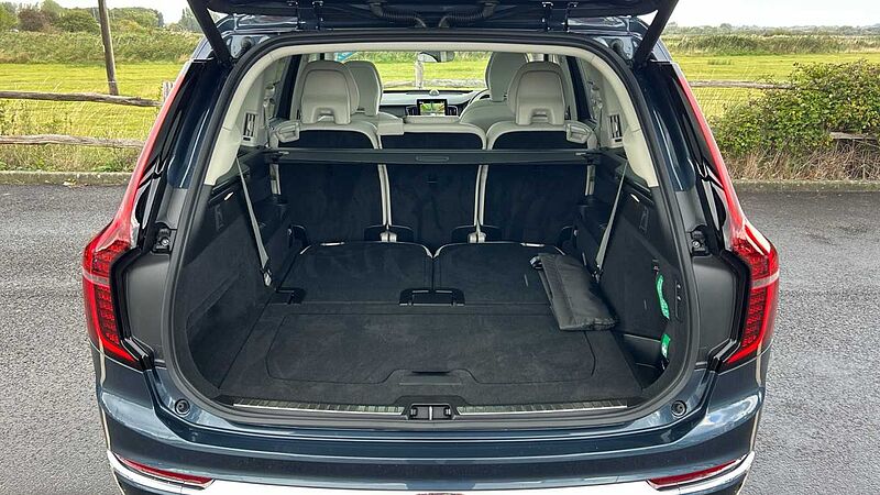 Volvo XC90 Ultra, T8 AWD Plug-in hybrid, Electric/Petrol, Bright, 7 Seats (Demonstrator)