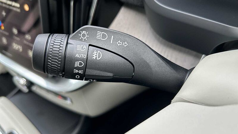 Volvo XC90 Ultra, T8 AWD Plug-in hybrid, Electric/Petrol, Bright, 7 Seats (Demonstrator)