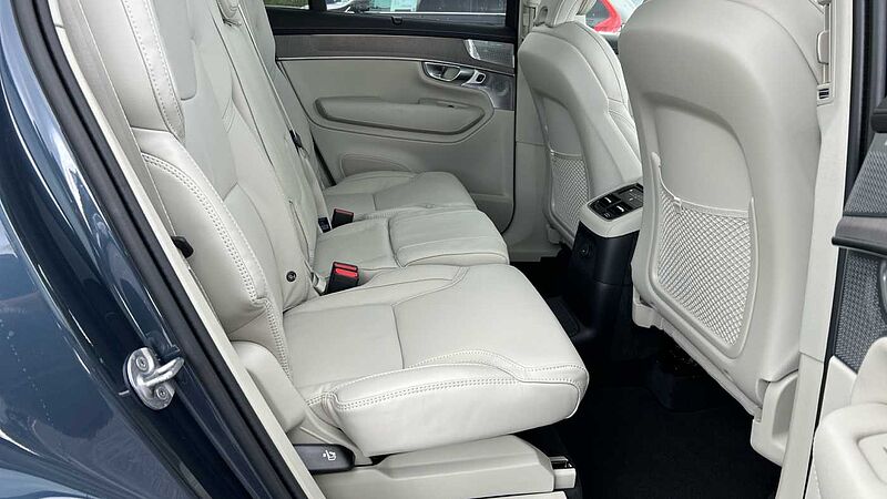 Volvo XC90 Ultra, T8 AWD Plug-in hybrid, Electric/Petrol, Bright, 7 Seats (Demonstrator)