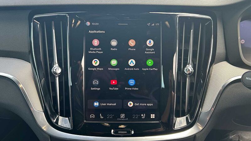 Volvo V60 Plus, B4 Mild hybrid, Petrol, Dark (Stunning 2026 Colour, Low Mileage! )