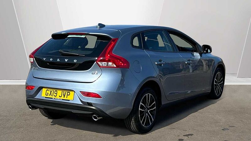 Volvo V40 D2 Momentum Manual (Winter Pack, Front Park Assist, 1 Owner)