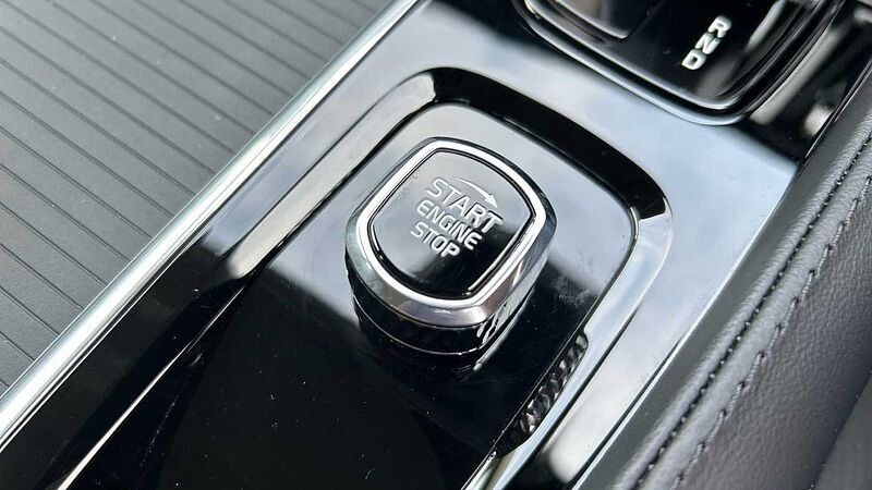 Volvo V90 Cross Country Plus, B5 AWD mild hybrid, Petrol (Very Rare Car, Fantastic Condition)