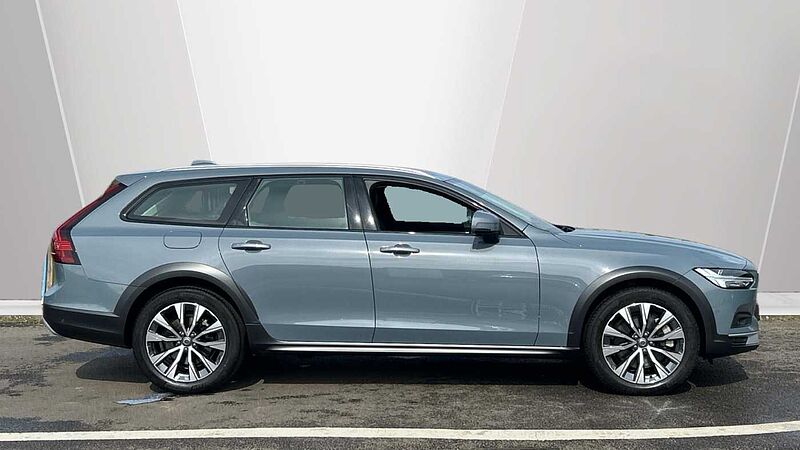 Volvo V90 Cross Country Plus, B5 AWD mild hybrid, Petrol (Very Rare Car, Fantastic Condition)