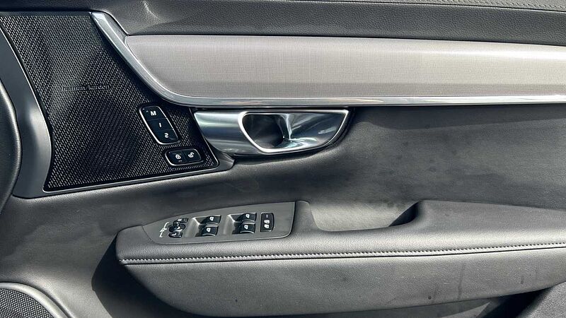 Volvo V90 Cross Country Plus, B5 AWD mild hybrid, Petrol (Very Rare Car, Fantastic Condition)