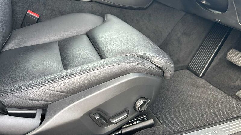 Volvo V90 Cross Country Plus, B5 AWD mild hybrid, Petrol (Very Rare Car, Fantastic Condition)